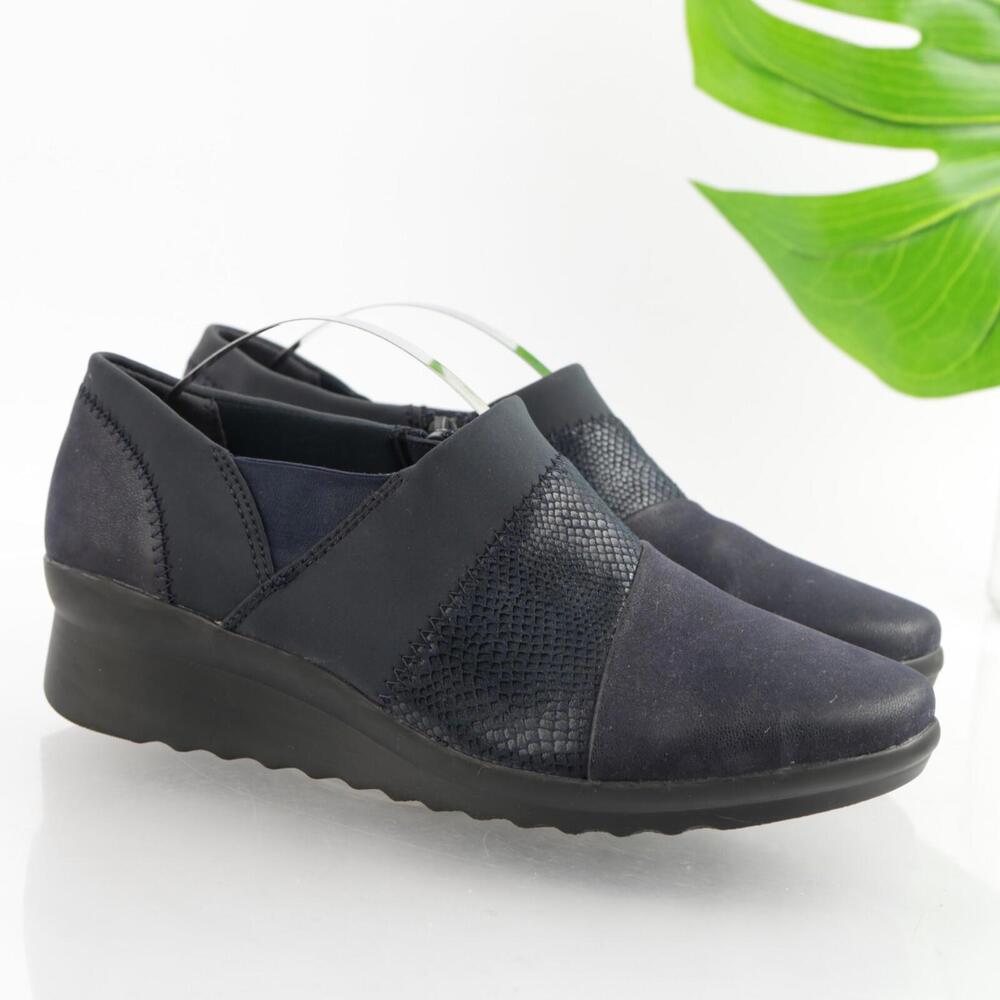 Clarks Womens Cadell Denali Boot Shoe Size 10 Navy Leather Booties Flats Loafers